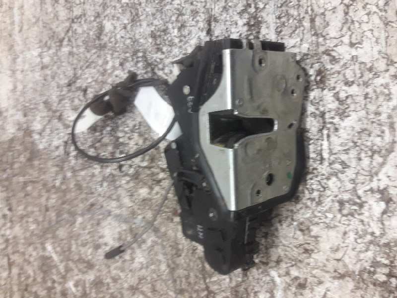 Recambio de cerradura puerta trasera izquierda para bmw serie 3 berlina (e46) 320d referencia OEM IAM  7 PINS 