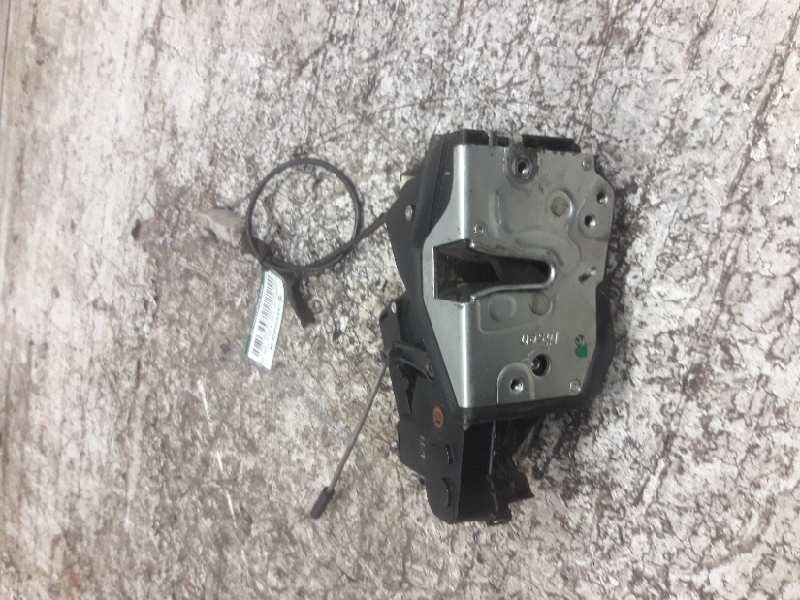 Recambio de cerradura puerta delantera izquierda para bmw serie 3 berlina (e46) 320d referencia OEM IAM  7 PINS 