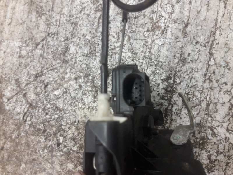 Recambio de cerradura puerta delantera izquierda para bmw serie 3 berlina (e46) 320d referencia OEM IAM  7 PINS 