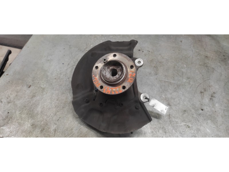 Recambio de mangueta delantera izquierda para bmw serie 5 berlina (e60) 520d referencia OEM IAM 6760953L  