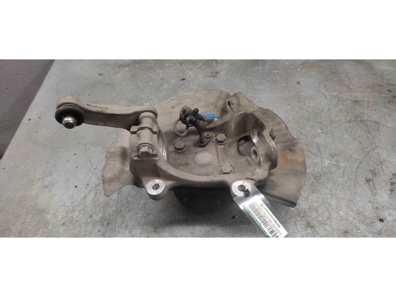 Recambio de mangueta delantera izquierda para bmw serie 5 berlina (e60) 520d referencia OEM IAM 6760953L  