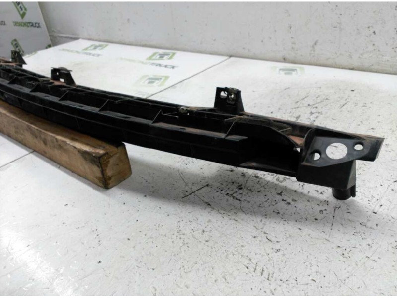 Recambio de refuerzo paragolpes delantero para peugeot 206 cc cc roland garros referencia OEM IAM   