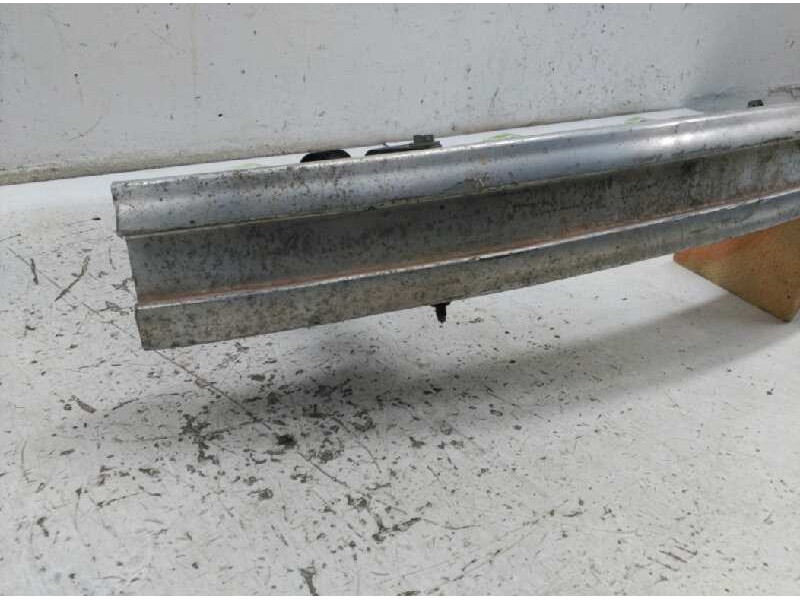 Recambio de refuerzo paragolpes delantero para volkswagen passat berlina (3b2) 1.9 tdi referencia OEM IAM 3B0807113  