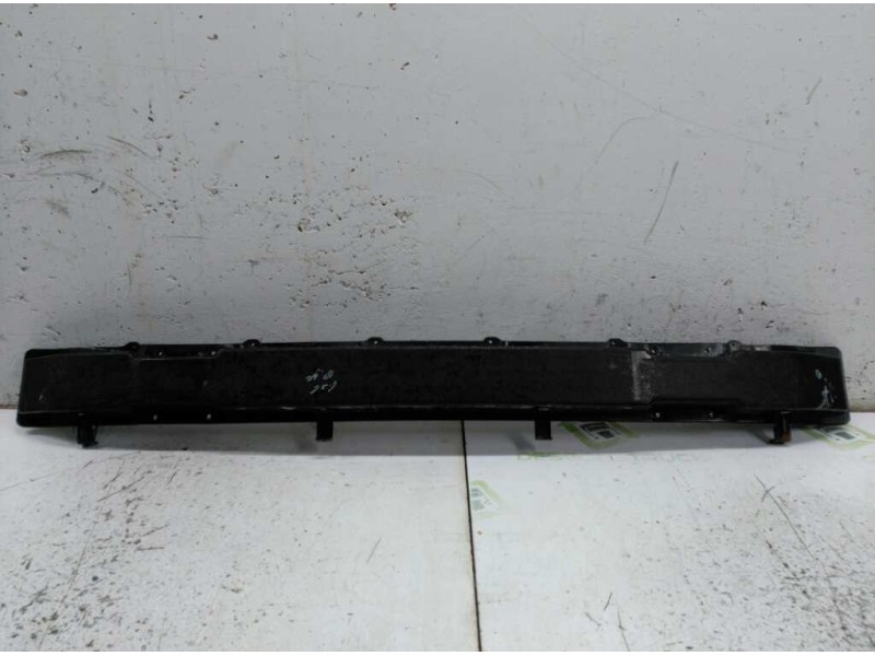 Recambio de refuerzo paragolpes delantero para kia carnival ii 2.9 cdri ex referencia OEM IAM   