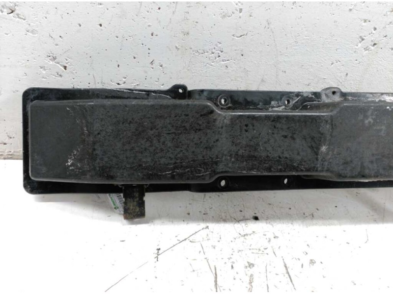 Recambio de refuerzo paragolpes delantero para kia carnival ii 2.9 cdri ex referencia OEM IAM   