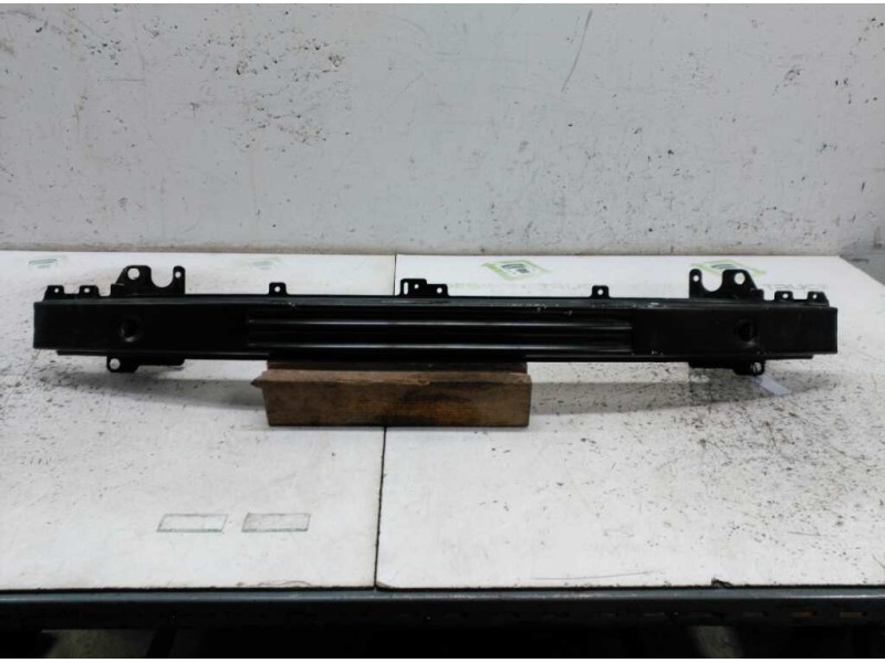 Recambio de refuerzo paragolpes delantero para volkswagen polo berlina (6n2) trendline referencia OEM IAM 6N0805551  