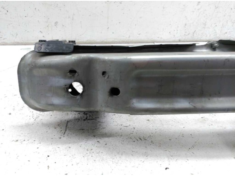 Recambio de refuerzo paragolpes delantero para bmw serie 3 berlina (e36) 316i referencia OEM IAM   