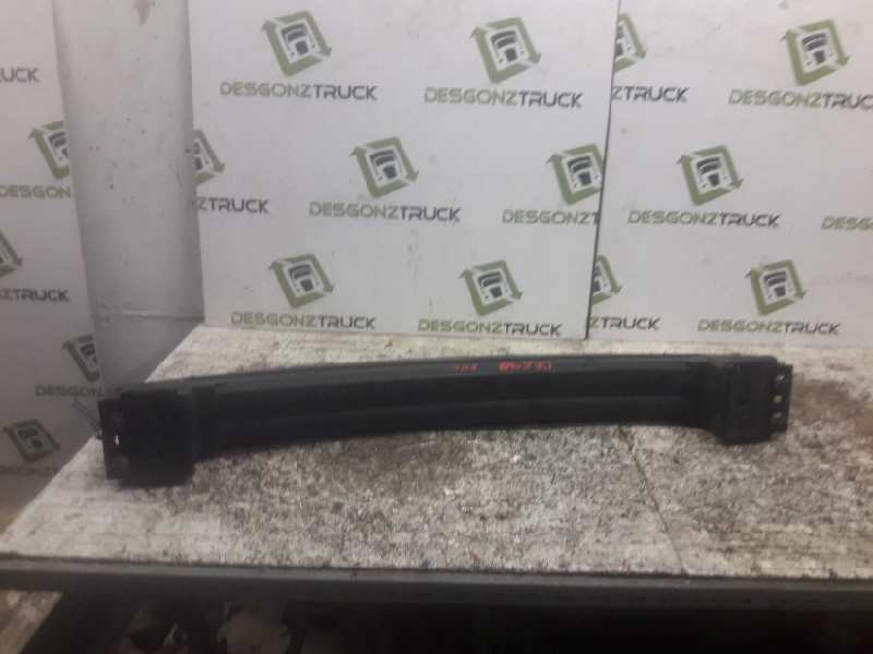 Recambio de refuerzo paragolpes delantero para chrysler voyager (rg) 2.5 crd lx referencia OEM IAM   