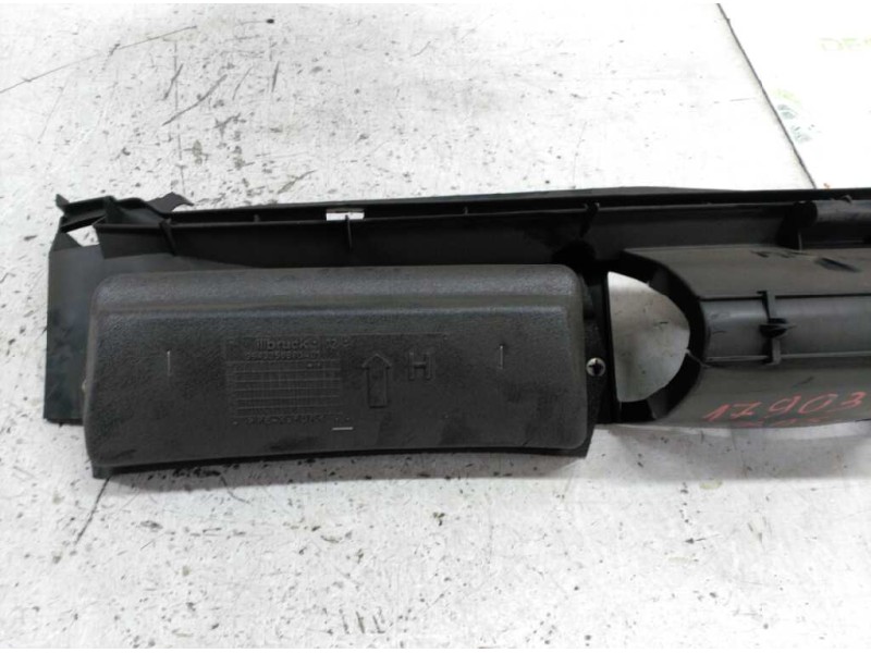 Recambio de refuerzo paragolpes trasero para citroën c3 1.4 hdi exclusive referencia OEM IAM  9643356680 