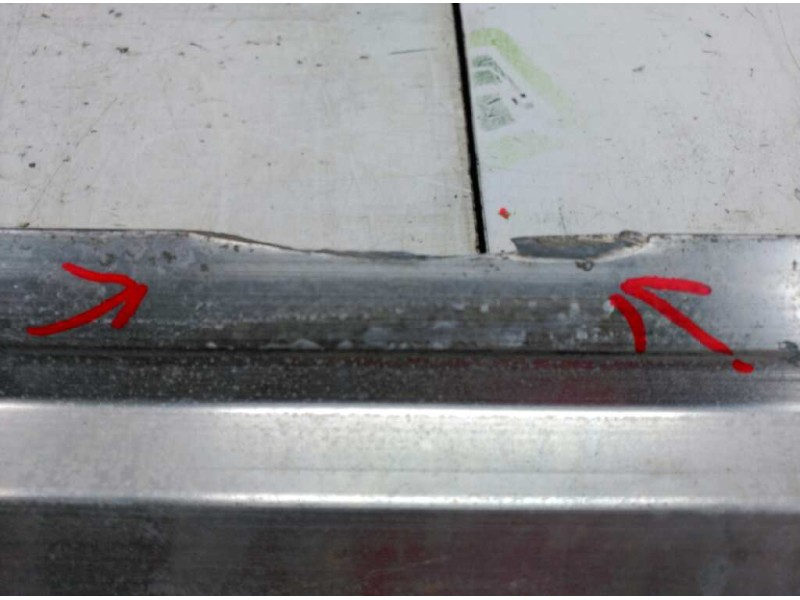 Recambio de refuerzo paragolpes trasero para audi tt (8n3/8n9) 1.8 t coupe (132kw) referencia OEM IAM  TRASERO 