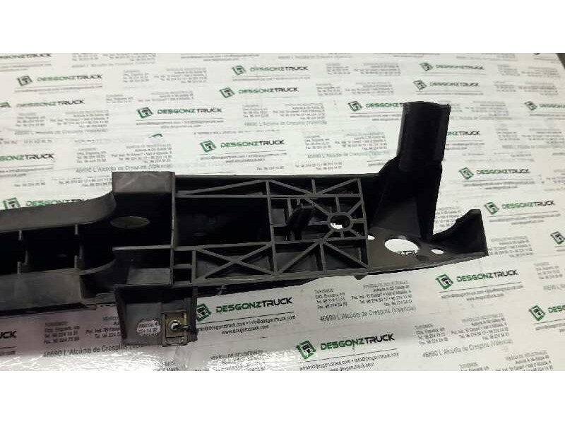 Recambio de refuerzo paragolpes trasero para peugeot 206 berlina e-music referencia OEM IAM 9628636380  