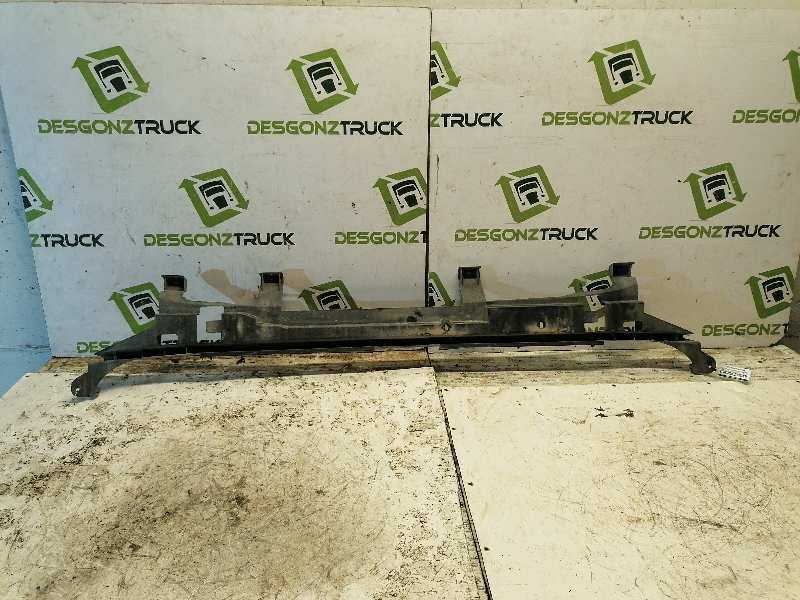 Recambio de refuerzo paragolpes trasero para chrysler voyager (rg) 2.5 crd executive referencia OEM IAM   