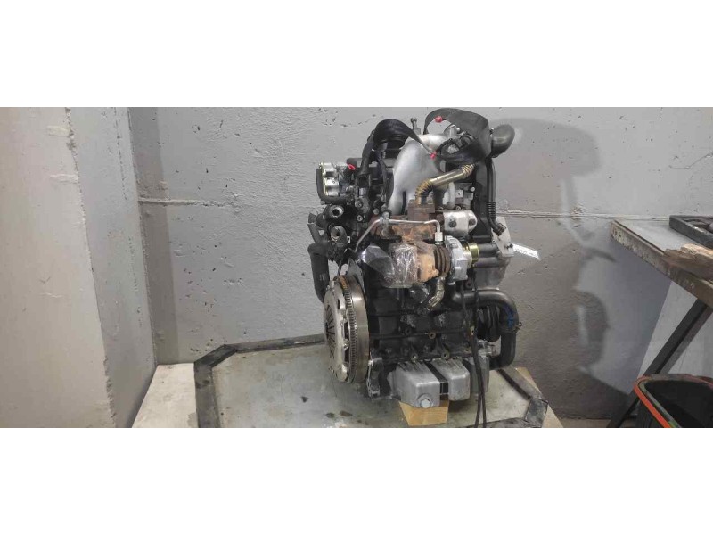 Recambio de motor completo para volkswagen polo berlina (6n2) trendline referencia OEM IAM AMF INYECCIÓN LUK 