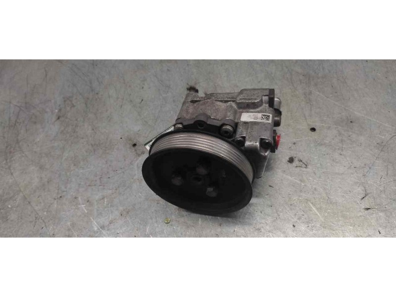 Recambio de bomba servodireccion para bmw serie 5 berlina (e60) 520d referencia OEM IAM 678084804  