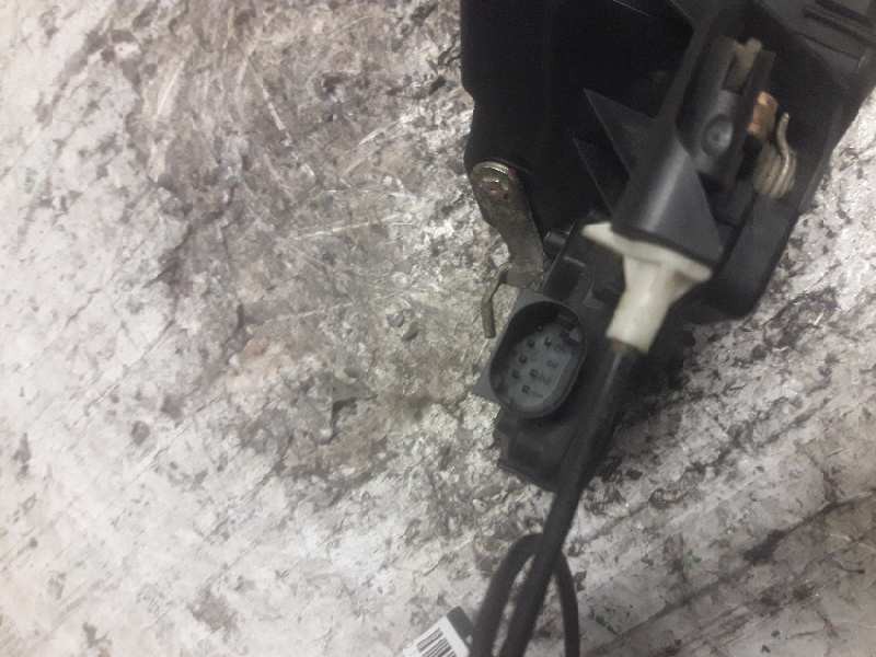 Recambio de cerradura puerta trasera izquierda para bmw serie 3 berlina (e46) 320d referencia OEM IAM  7 PINS 