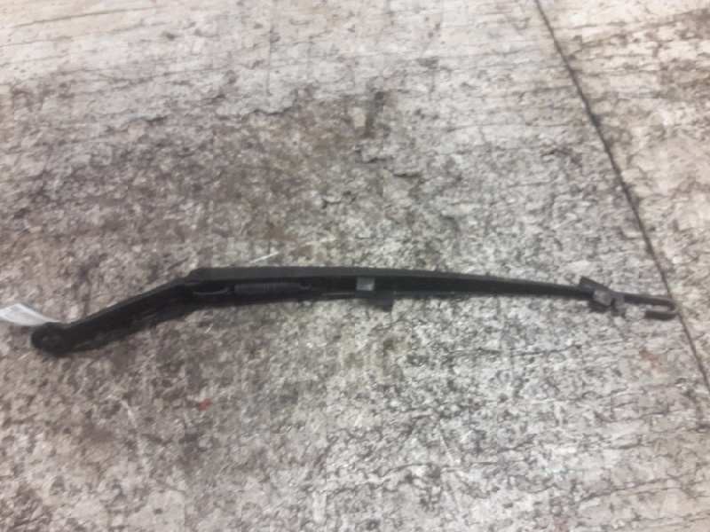 Recambio de brazo limpia delantero izquierdo para bmw serie 3 berlina (e46) 320d referencia OEM IAM   