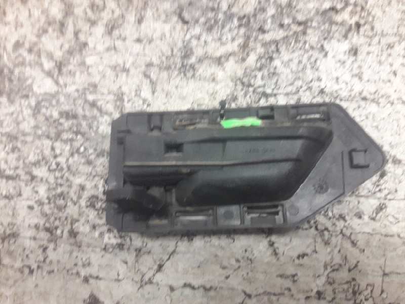 Recambio de maneta interior delantera derecha para citroën berlingo 1.4 leader referencia OEM IAM 9621422877  