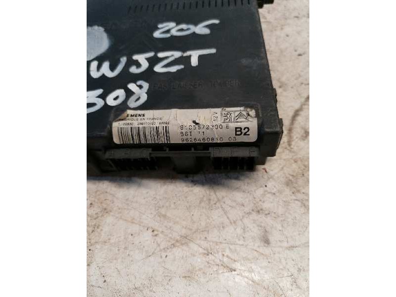 Recambio de caja reles / fusibles para peugeot 206 berlina referencia OEM IAM 9626460880 S105872300E BSI