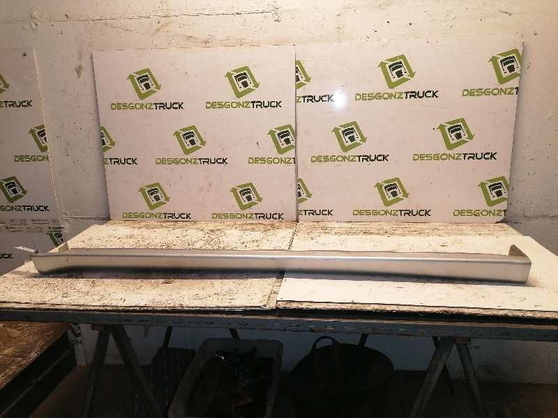 Recambio de estribo izquierdo para citroën berlingo 1.9 600 d furg. referencia OEM IAM   