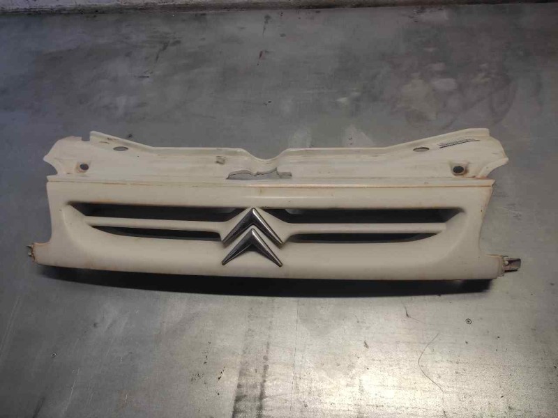 Recambio de rejilla delantera central para citroën berlingo 1.9 600 d furg. referencia OEM IAM   