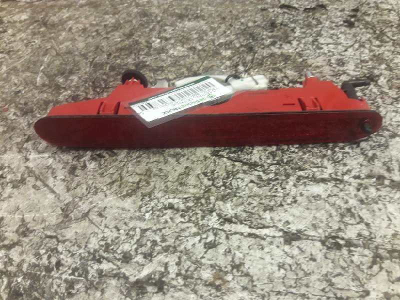 Recambio de luz central de freno para citroën berlingo cuadro sx referencia OEM IAM 9682830180 9688528980 