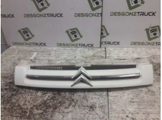 Recambio de rejilla delantera central para citroën berlingo hdi 75 600 first kasten referencia OEM IAM   