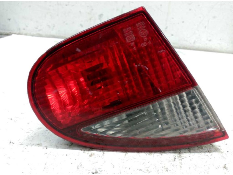 Recambio de piloto trasero izquierdo para daewoo lanos cool referencia OEM IAM  INTERIOR PORTÓN 