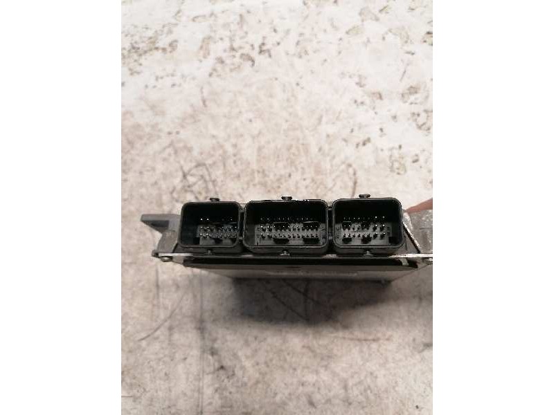 Recambio de centralita motor uce para citroën c2 x referencia OEM IAM 9645989480 9646570280 