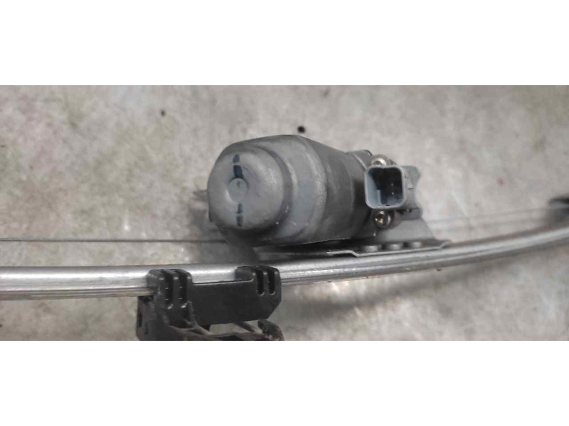 Recambio de elevalunas delantero derecho para citroën c3 1.4 audace referencia OEM IAM 400970D 2 PINS 