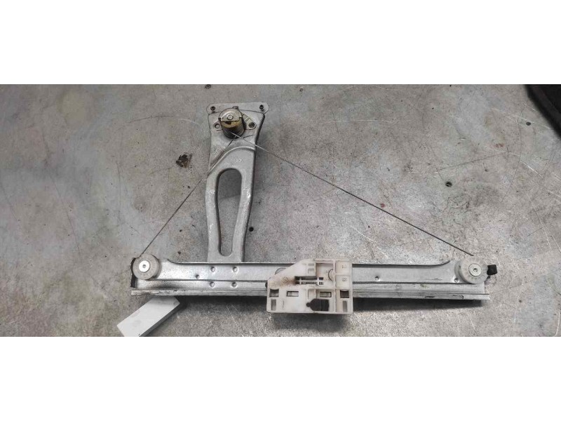 Recambio de elevalunas trasero izquierdo para citroën c3 1.4 audace referencia OEM IAM 9680027480 MANUAL 