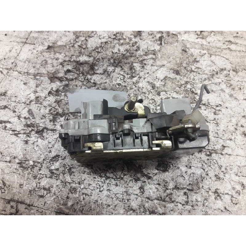 Recambio de cerradura puerta delantera izquierda para citroën xsara picasso 1.6 hdi 110 exclusive referencia OEM IAM   