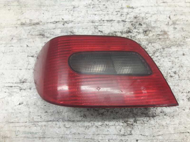 Recambio de piloto trasero izquierdo para citroën xsara coupe 1.6 vtr referencia OEM IAM   