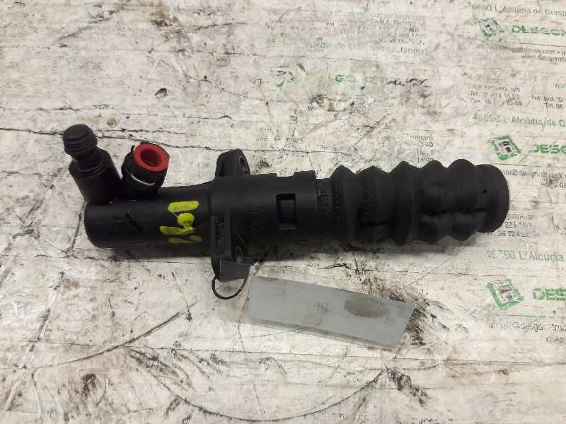 Recambio de bombin embrague para citroën c4 berlina 1.6 16v hdi referencia OEM IAM 9637030980 486283004502 