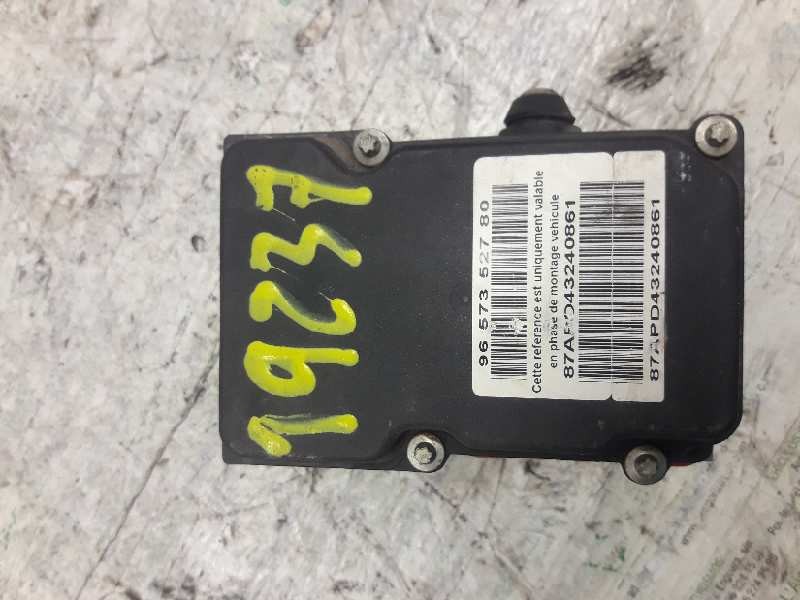 Recambio de abs para citroën c4 berlina 1.6 16v hdi referencia OEM IAM 9657352780 87AD43240861 0265800395
