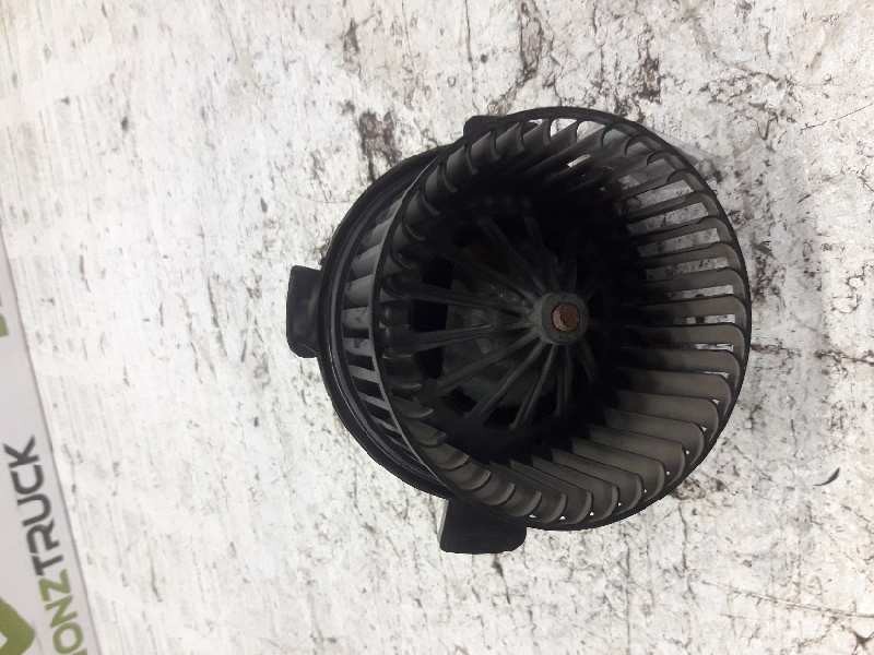 Recambio de ventilador calefaccion para citroën c4 berlina collection referencia OEM IAM B9506  