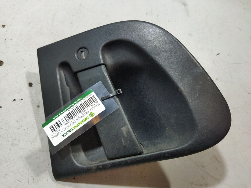 Recambio de maneta exterior delantera derecha para renault midlum 4.2 diesel referencia OEM IAM   