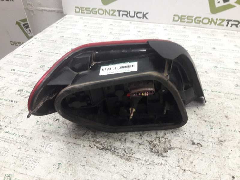 Recambio de piloto trasero derecho para citroën xsara berlina 1.9 td sx referencia OEM IAM   