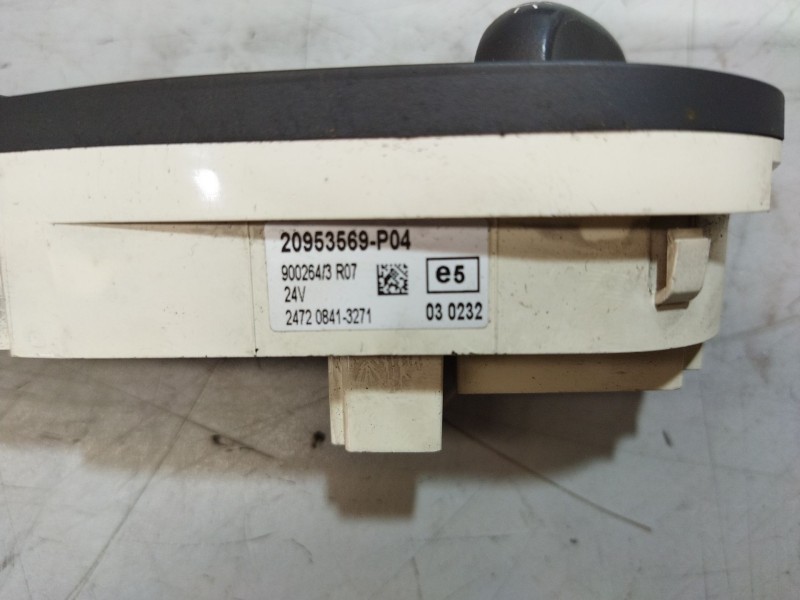 Recambio de mando luces para volvo trucks b12b referencia OEM IAM 20953569  