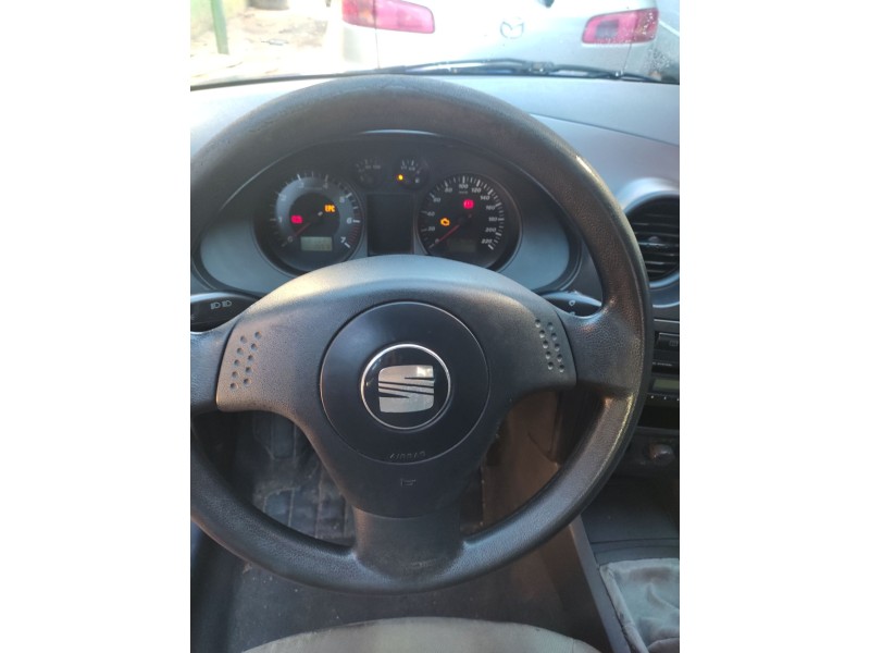seat ibiza iii (6l1) del año 2002