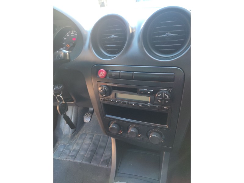 seat ibiza iii (6l1) del año 2002