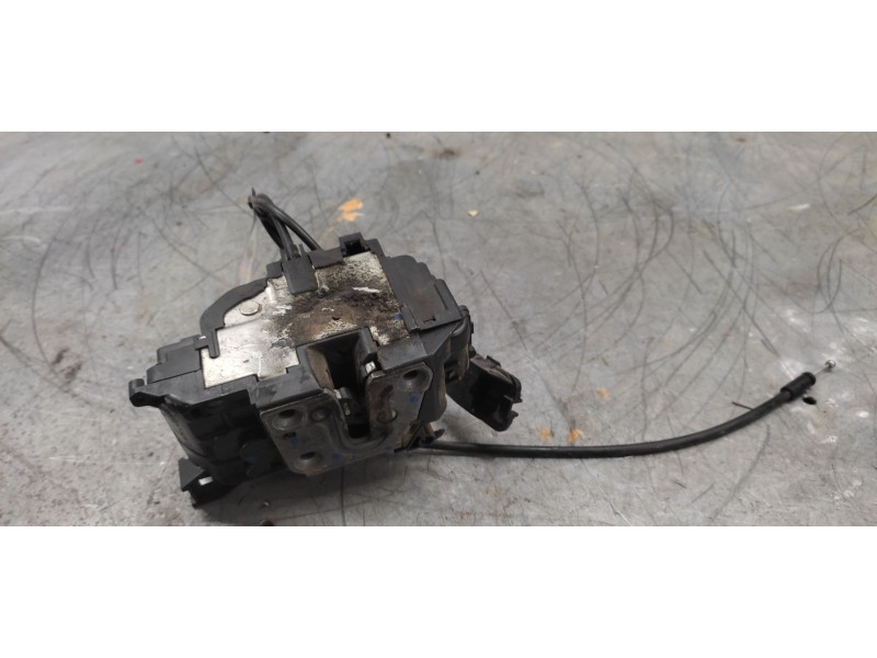 Recambio de cerradura puerta delantera derecha para renault kangoo dynamique referencia OEM IAM  6 PINS 