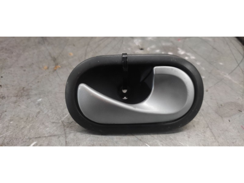 Recambio de maneta interior delantera derecha para renault kangoo dynamique referencia OEM IAM   