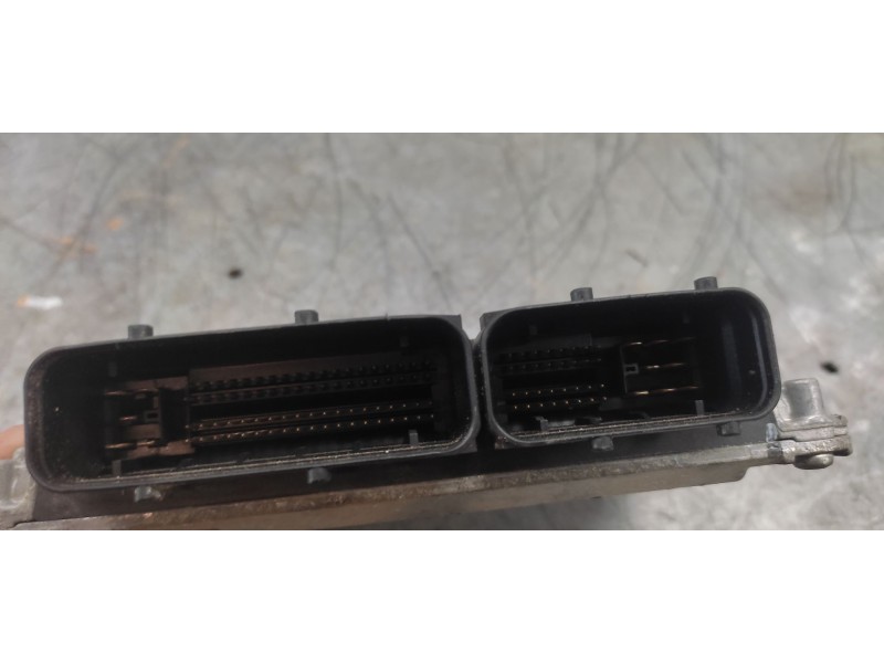 Recambio de centralita motor uce para audi a3 (8p) 1.6 ambiente referencia OEM IAM 06A906033DS  5WP4024003
