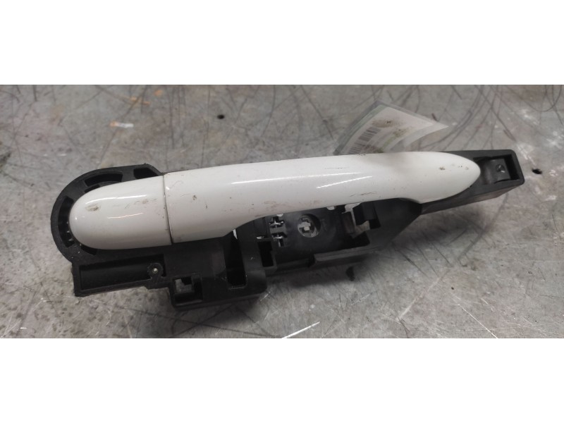 Recambio de maneta exterior corredera izquierda para renault kangoo dynamique referencia OEM IAM   