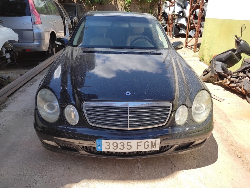 mercedes-benz clase e (w211) berlina del año 2003