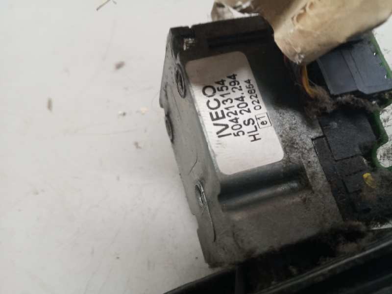 Recambio de mando intermitentes para iveco stralis (as) 12.9 diesel referencia OEM IAM 504213154  