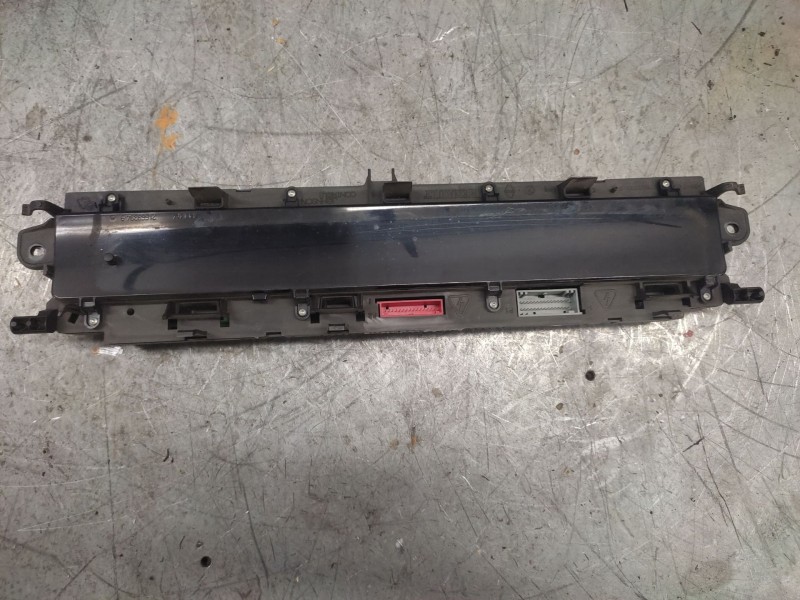 Recambio de cuadro instrumentos para renault scenic ii authentique referencia OEM IAM 8200461294H  NS9730713U