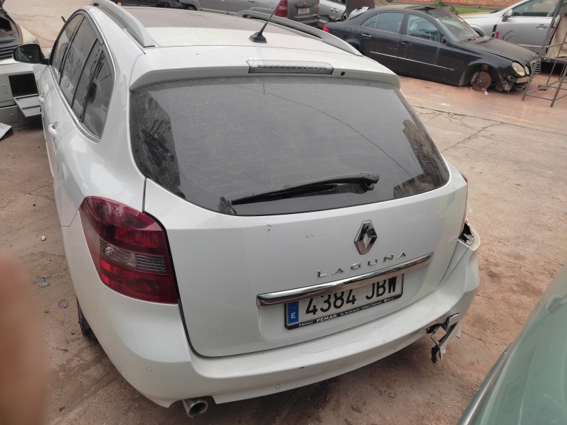 renault laguna grandtour iii del año 2004