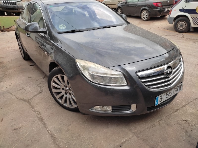 opel insignia berlina del año 2009