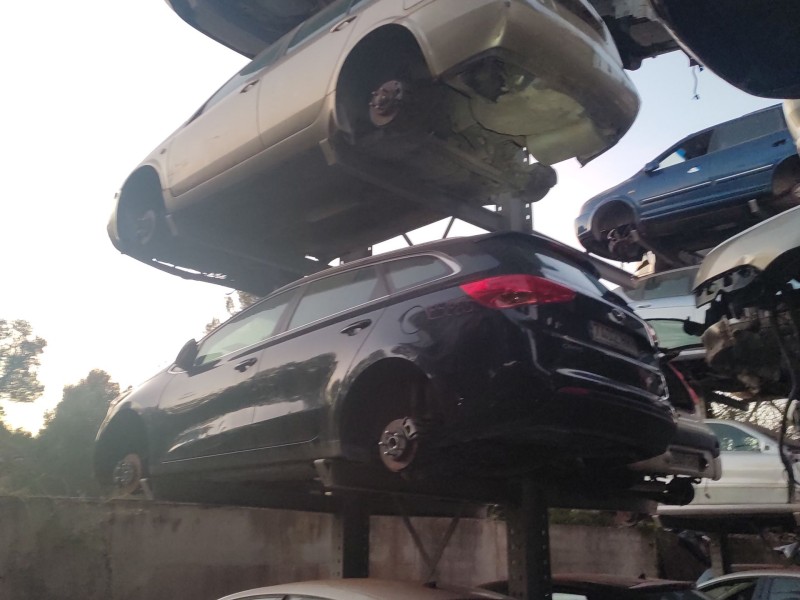 kia cee´d sporty wagon del año 2013